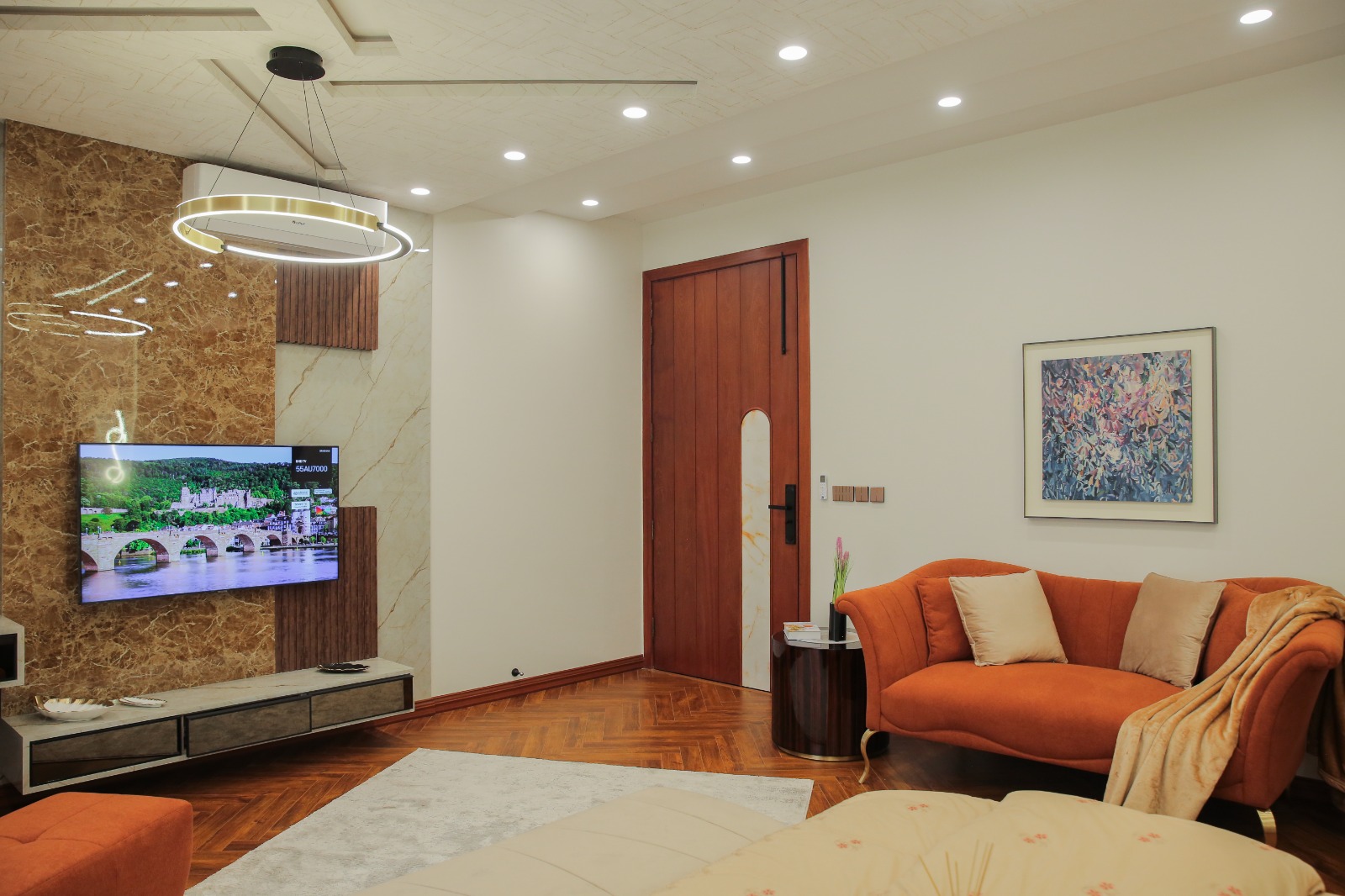 BAHRIA INTELLECTUAL VILLAGE TOP DESIGNER 5 BEDROOM 30 MARLA AMAZING VILLA WITH SWIMMING POOL HOUSE FOR SALE