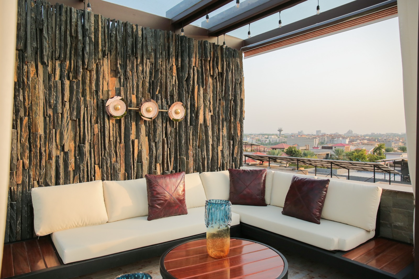 BAHRIA INTELLECTUAL VILLAGE TOP DESIGNER 5 BEDROOM 30 MARLA AMAZING VILLA WITH SWIMMING POOL HOUSE FOR SALE