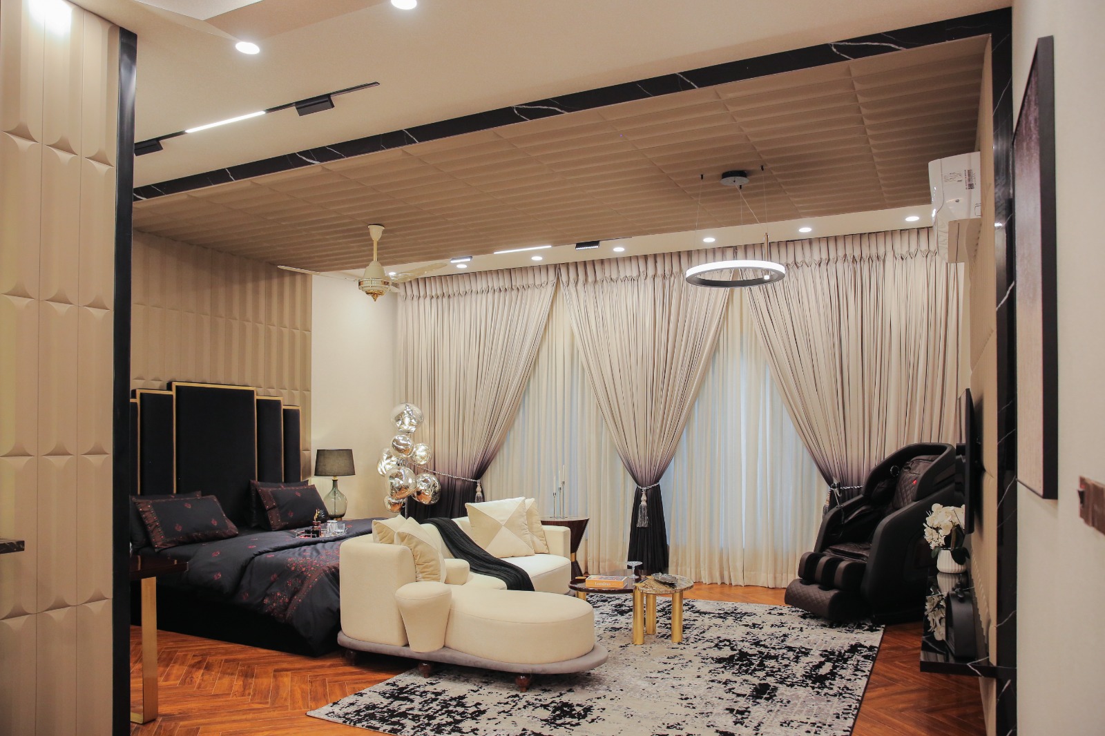 BAHRIA INTELLECTUAL VILLAGE TOP DESIGNER 5 BEDROOM 30 MARLA AMAZING VILLA WITH SWIMMING POOL HOUSE FOR SALE